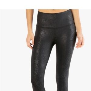 Womens Beyond Yoga
PowerShine Viper High Waisted legging XS Athletic Wear